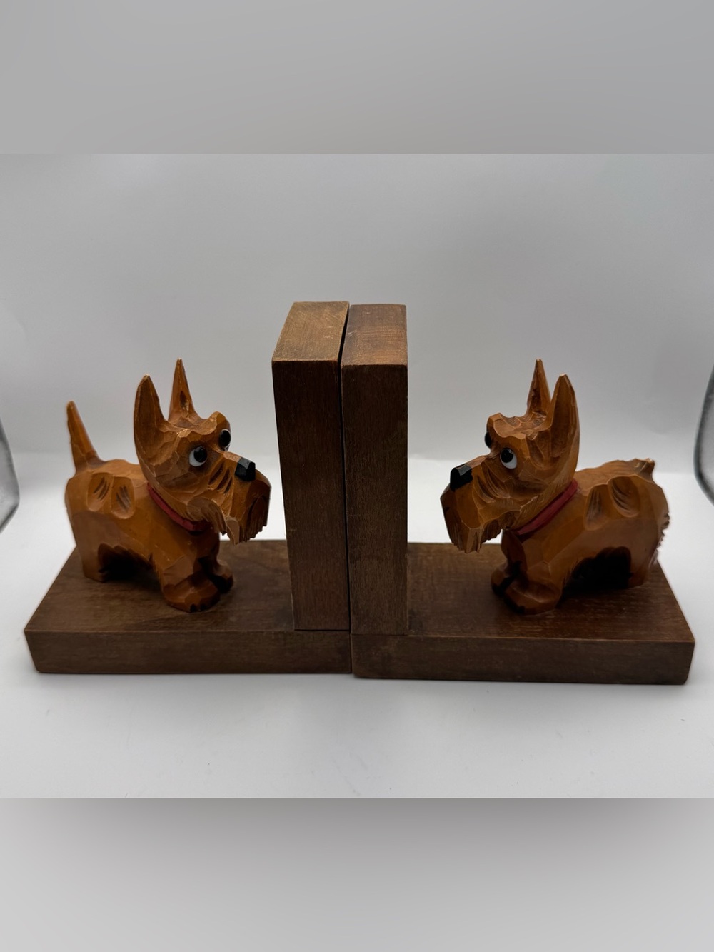Vintage Wood Carved  Scottish Terrier Scottie Dog Wood Bookends  Made In Germany
